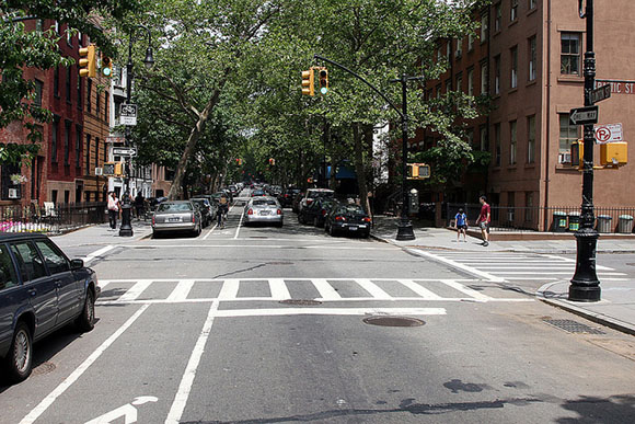 One-way road with bike lane and zero reduction in automobile lane-miles. From Complete Streets.
