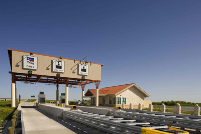 SH 130 Mainlane toll plaza near CR 107.