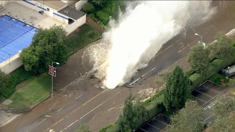 This is not the product of an oversubscribed infrastructure, but one that has been overbuilt and costs too much to maintain for the number of people living in the city. We should not preserve a system with a 300-year schedule to replace our water pi…